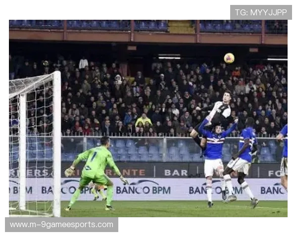 震撼球星打球视频全场高光瞬间展现足球激情与技术魅力 震撼球星打球视频全场高光瞬间展现足球激情与技术魅力